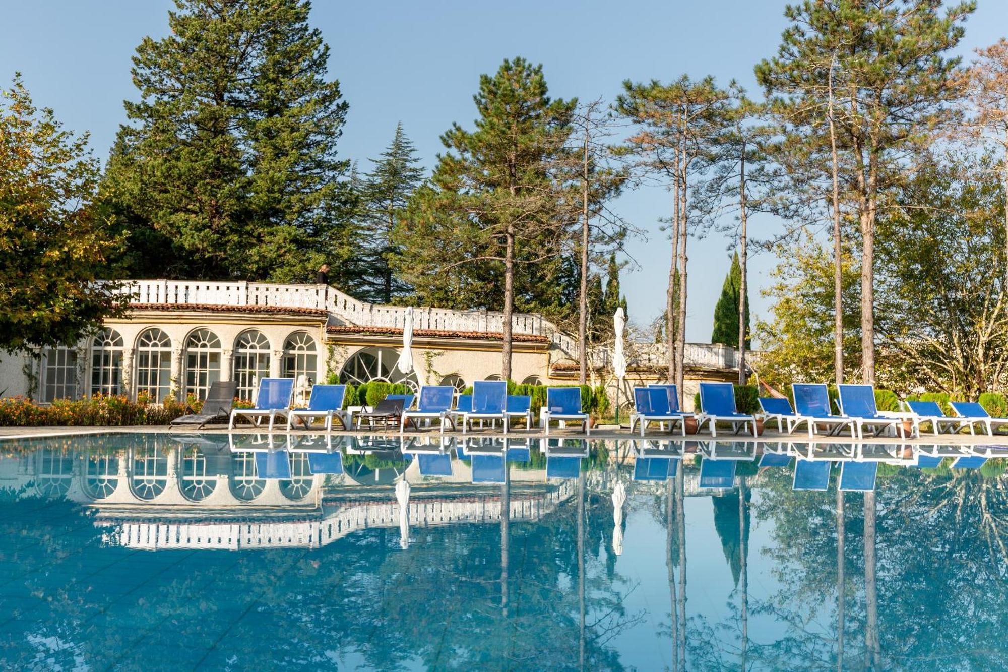 Legends Tskaltubo Spa Resort Экстерьер фото