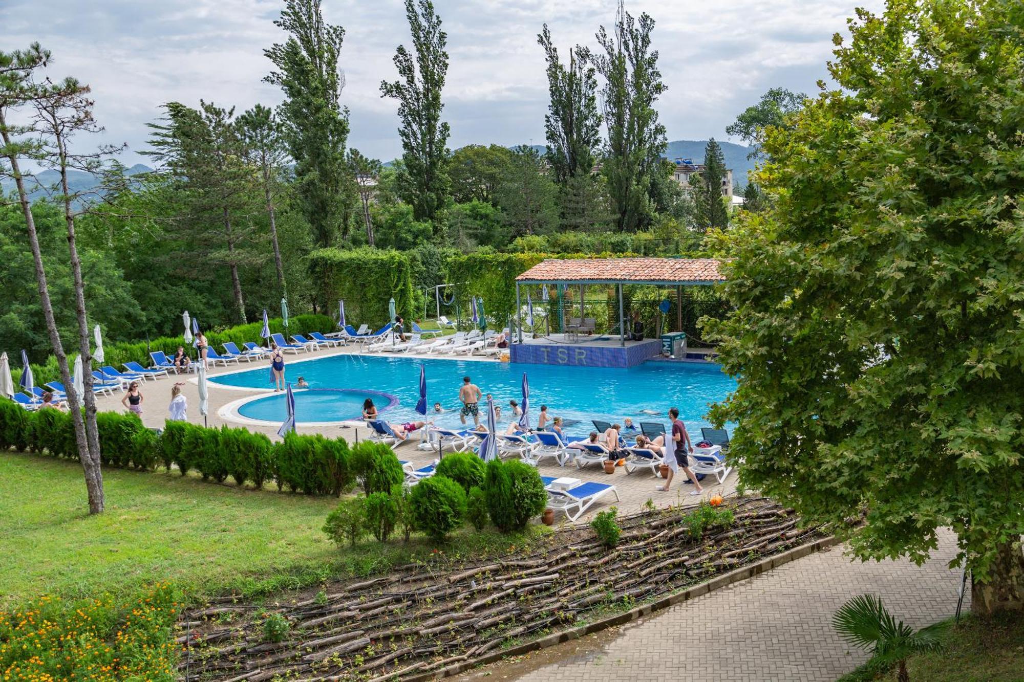 Legends Tskaltubo Spa Resort Экстерьер фото