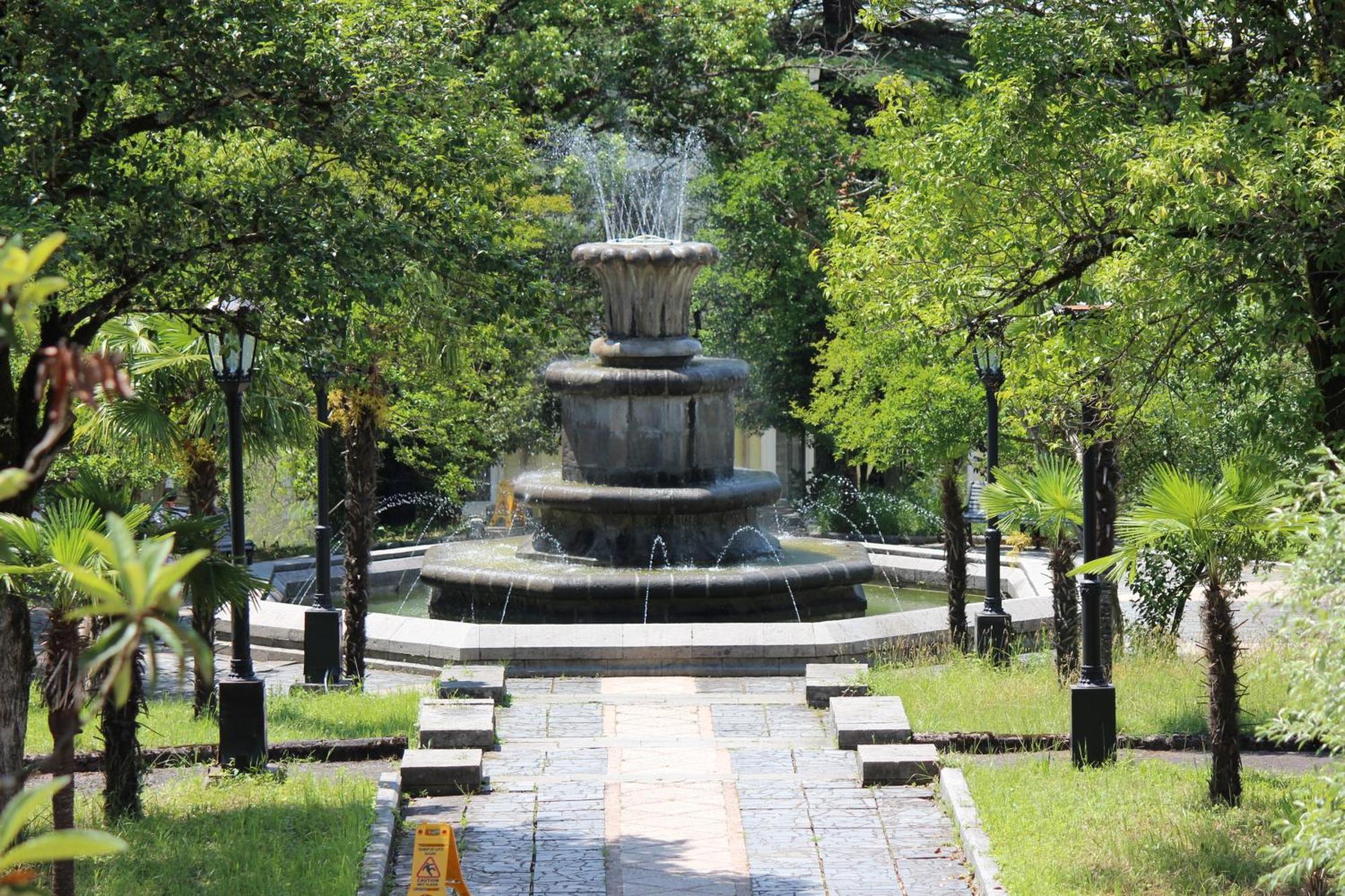 Legends Tskaltubo Spa Resort Экстерьер фото